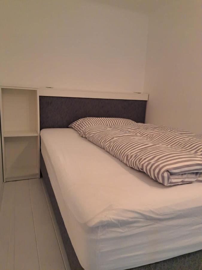 Ruhige Art-Garconniere Mit Balkon Apartment Wien Ngoại thất bức ảnh